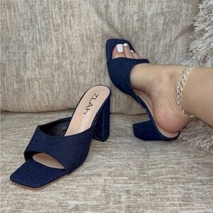 Women's Navy Block Heel Mules